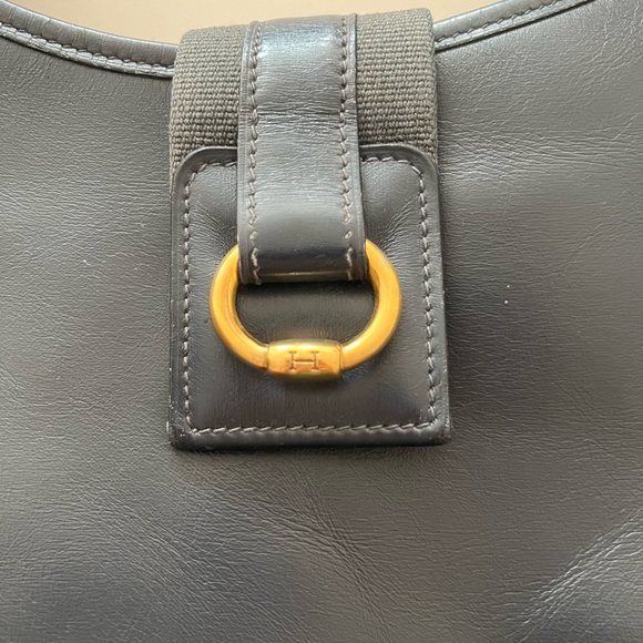 Hermes Tsako Leather Bag - Picture 2 of 10
